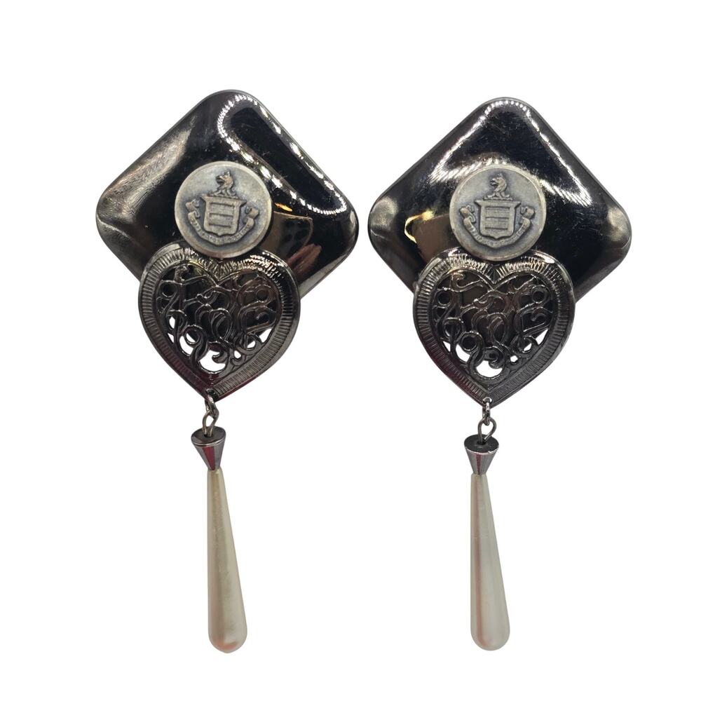Earrings Heart Crest Clip On Dangle White Teardrop Bead Vintage SK3007